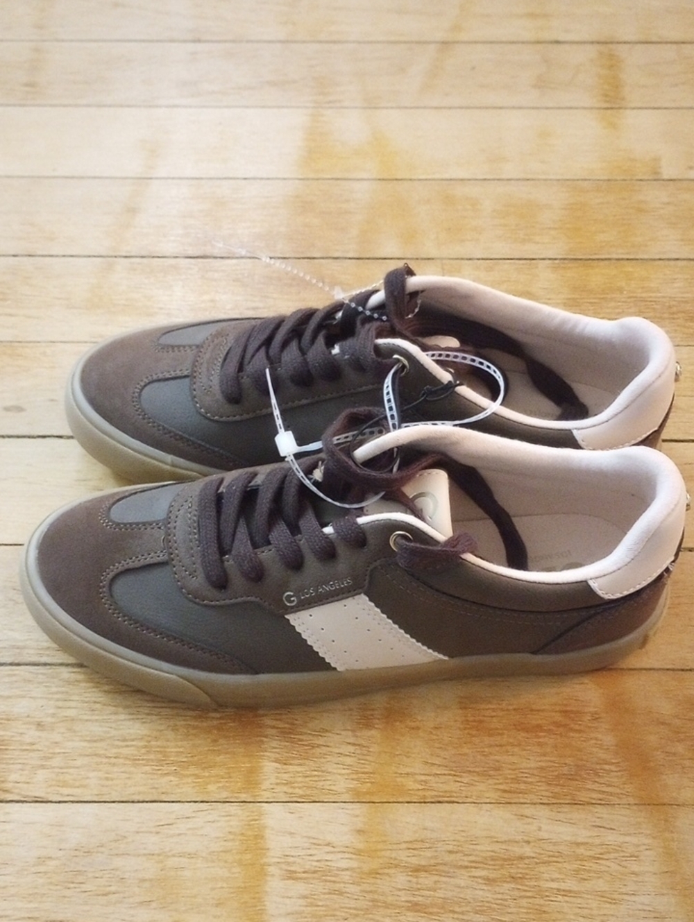 GBG Los Angeles By Guess Brown Pastel Pink Sneakers Women Size 7.5